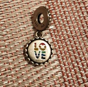 Pandora 2019 Disney Park Exclusive Mickey Charm Pride